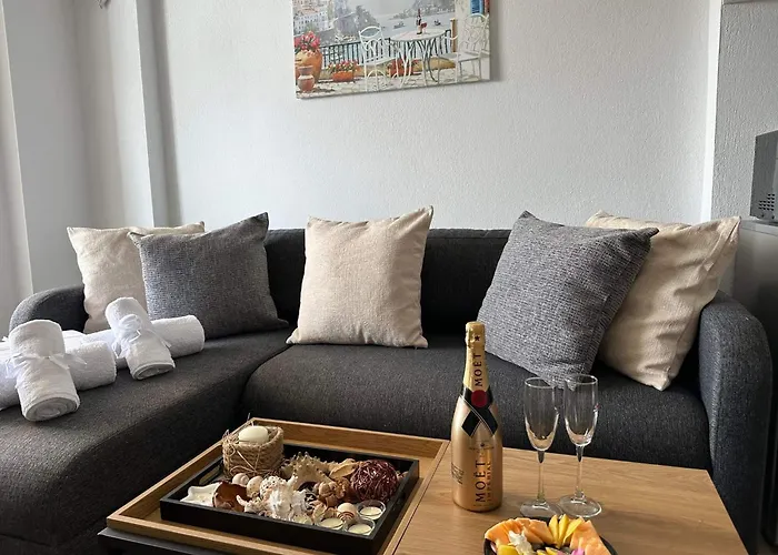 Olive Luxury Lejlighed